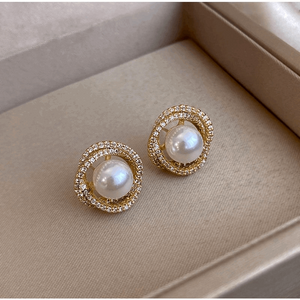 AROS DE TACHUELAS BAÑADO EN PERLAS EN ORO 18K - BRSI335