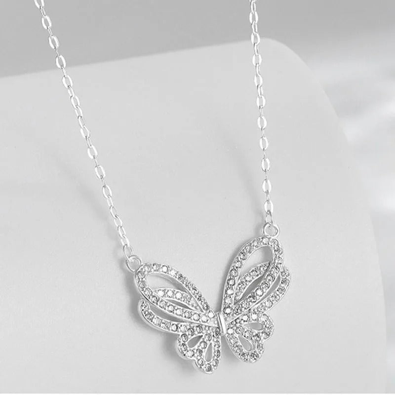 COLLAR MARIPOSA CON TACHUELAS PLATA 925 - PR0575
