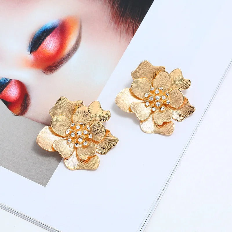 AROS FLORES DE PEONÍA BAÑADO EN ORO 18K - BRSI268