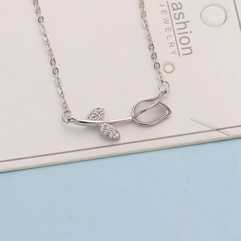 COLLAR TULIPÁN CON TACHUELAS PLATA 925 - PR0741