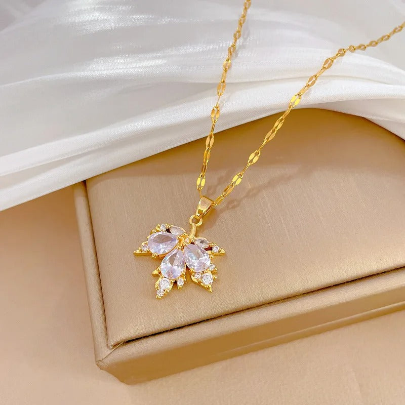 CONJUNTO HOJA DE ARCE CANADÁ BAÑADO EN ORO EN 18K - CONJ342
