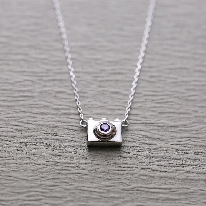 COLLAR CÁMARA PLATA 925 - PR0572
