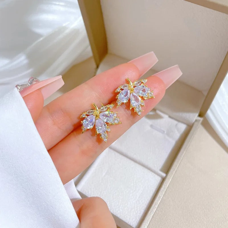 CONJUNTO HOJA DE ARCE CANADÁ BAÑADO EN ORO EN 18K - CONJ342